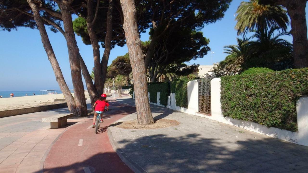 דירות קמברילס 85 Avinguda De La Diputacio מראה חיצוני תמונה